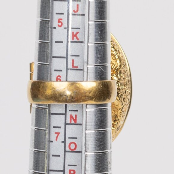 AVON VINTAGE 1970 CARVED FAUX JADE LUCITE POISON RING sz 6 - Picture 10 of 10